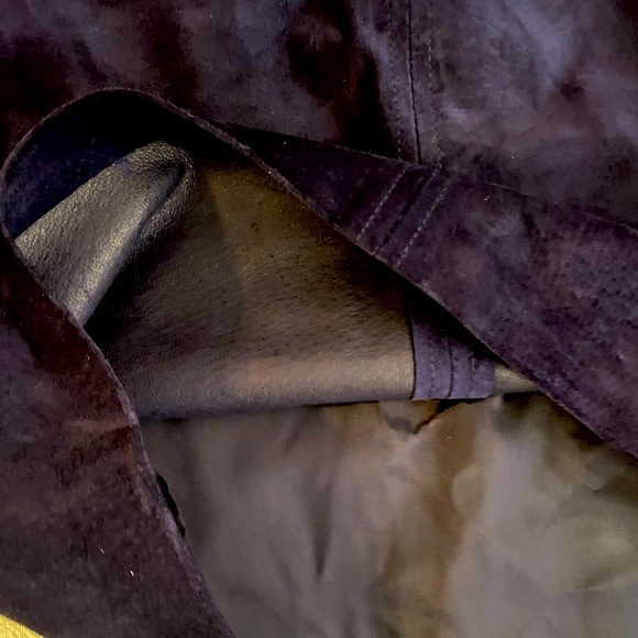 💜DANIER💜Leather/suede pencil skirt in size 6/8. Great condition. - Picture 6 of 9